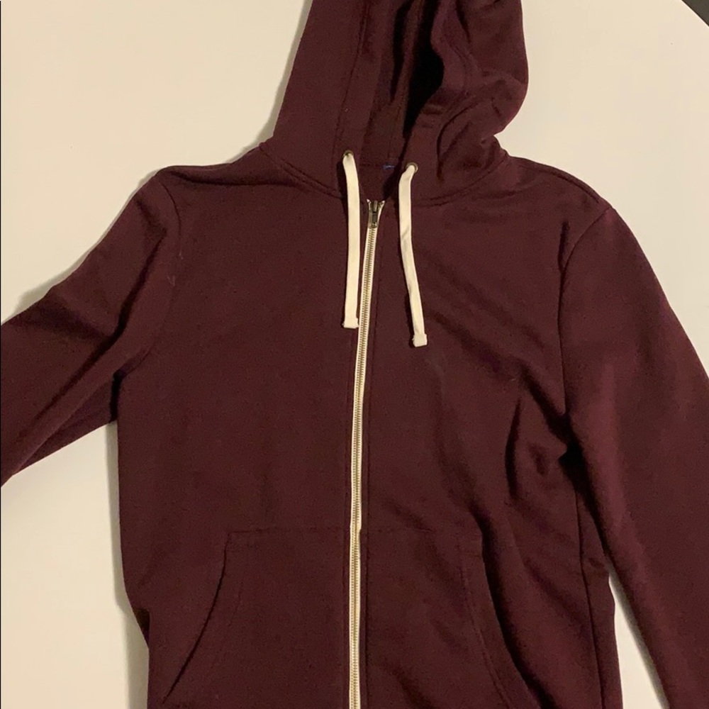 maroon zip up
